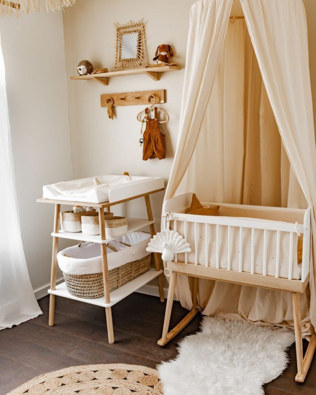 Chambre Montessori pour le nouveau-né