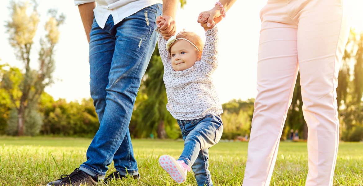 Comment habiller bébé au printemps ? Babykare.fr