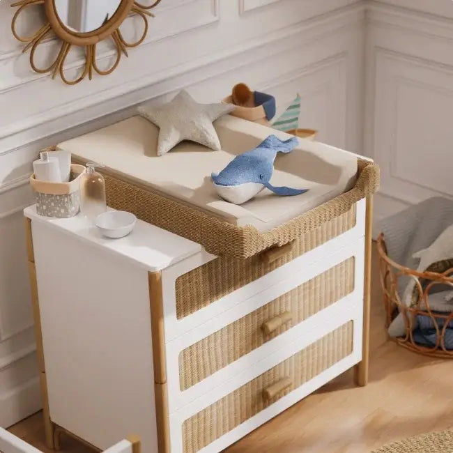Quand arrêter la table à langer pour bébé ? Nos conseils sur Babykare