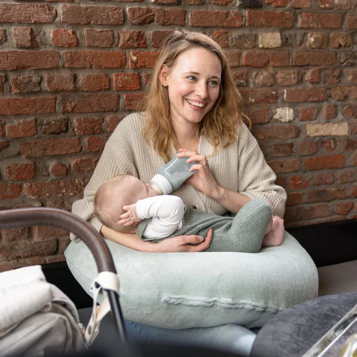Quelle lumière pour allaiter bébé la nuit dans de bonnes conditions ?