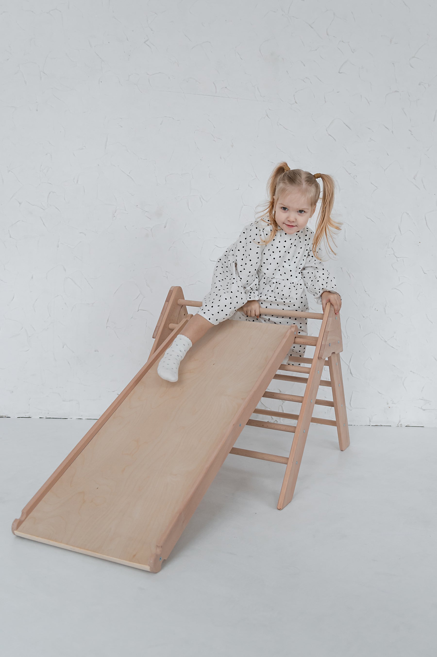 Ensemble Triangle Pikler et Rampe d'escalade