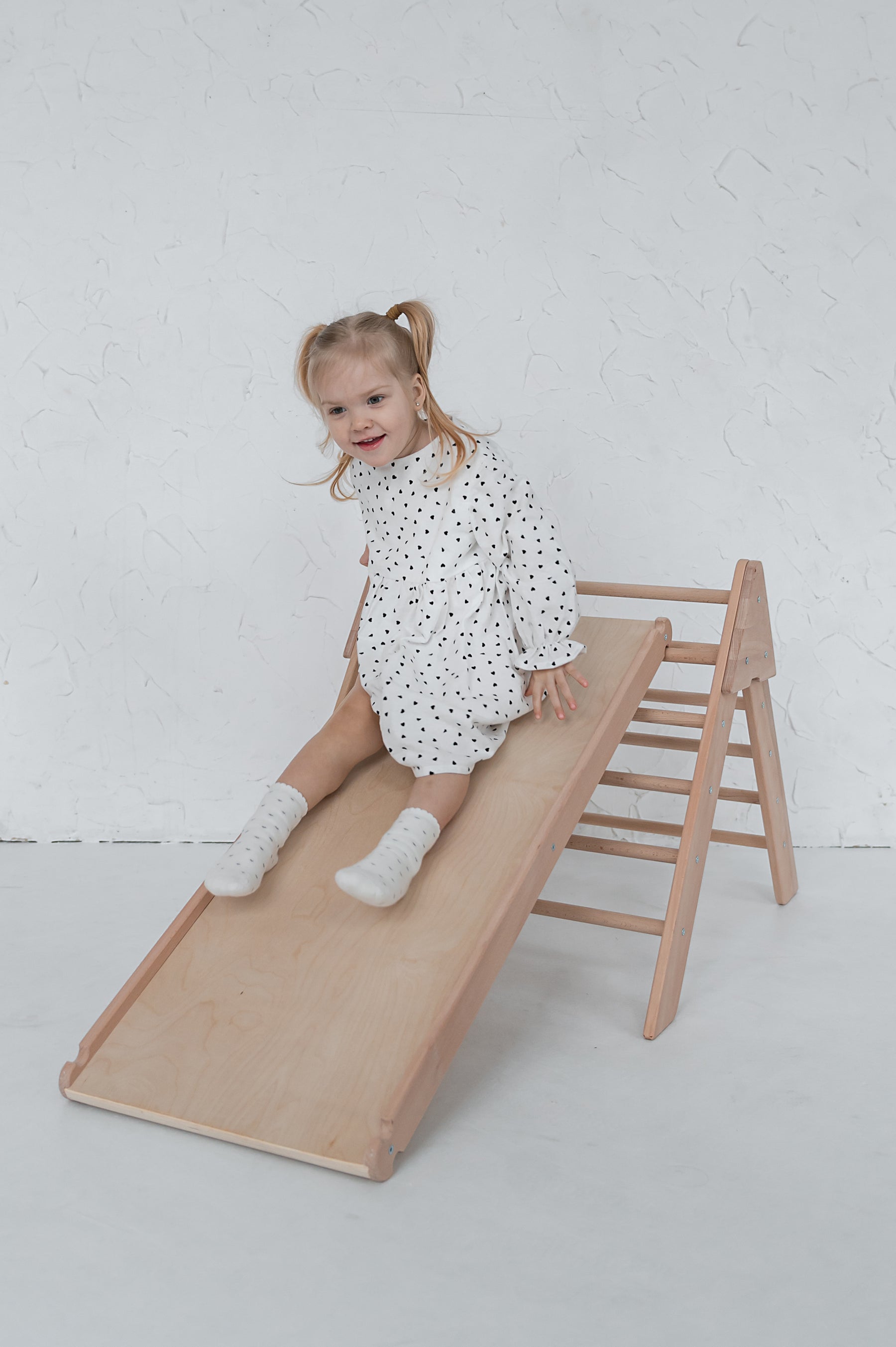 Ensemble Triangle Pikler et Rampe d'escalade