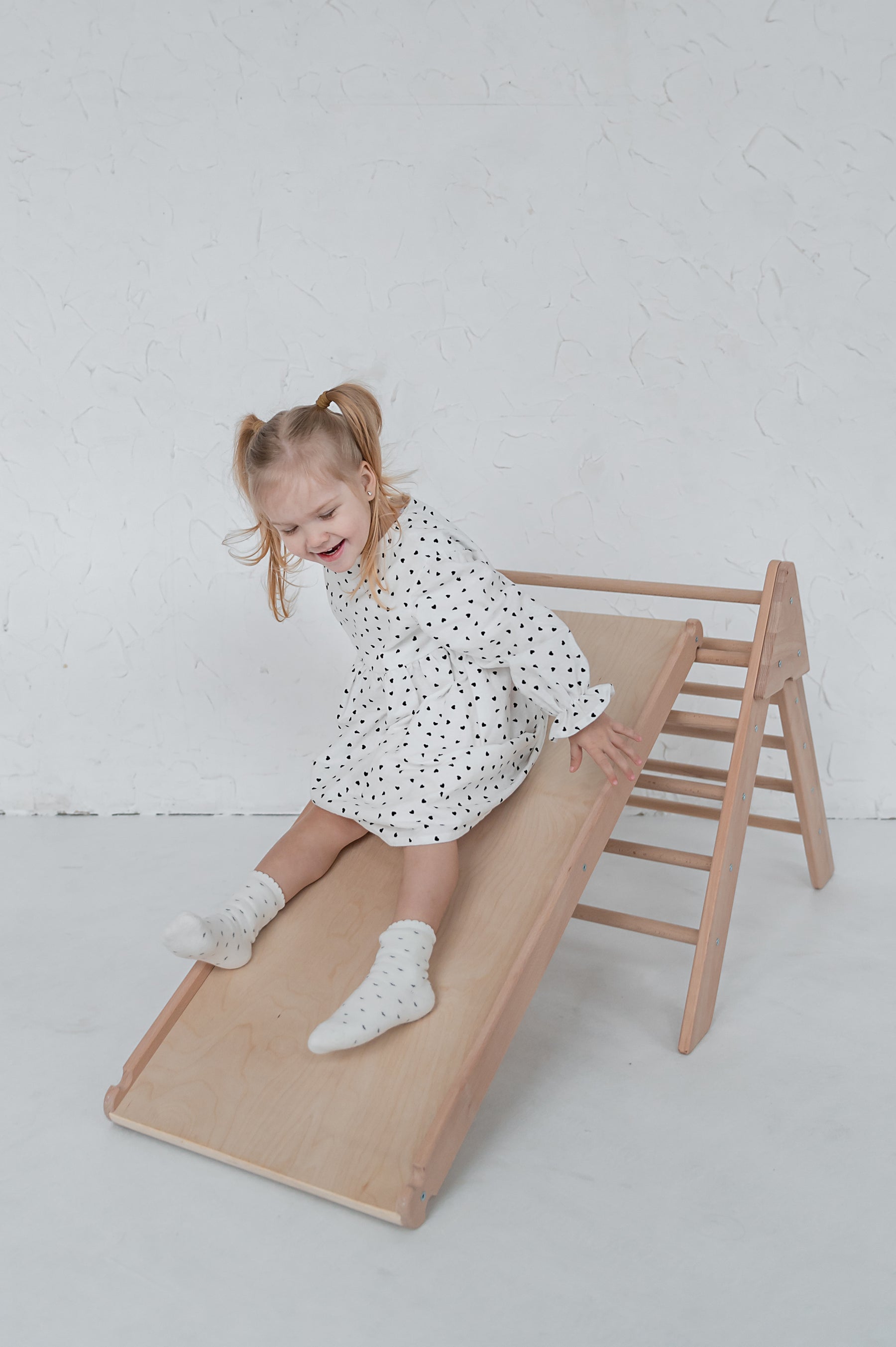 Ensemble Triangle Pikler et Rampe d'escalade