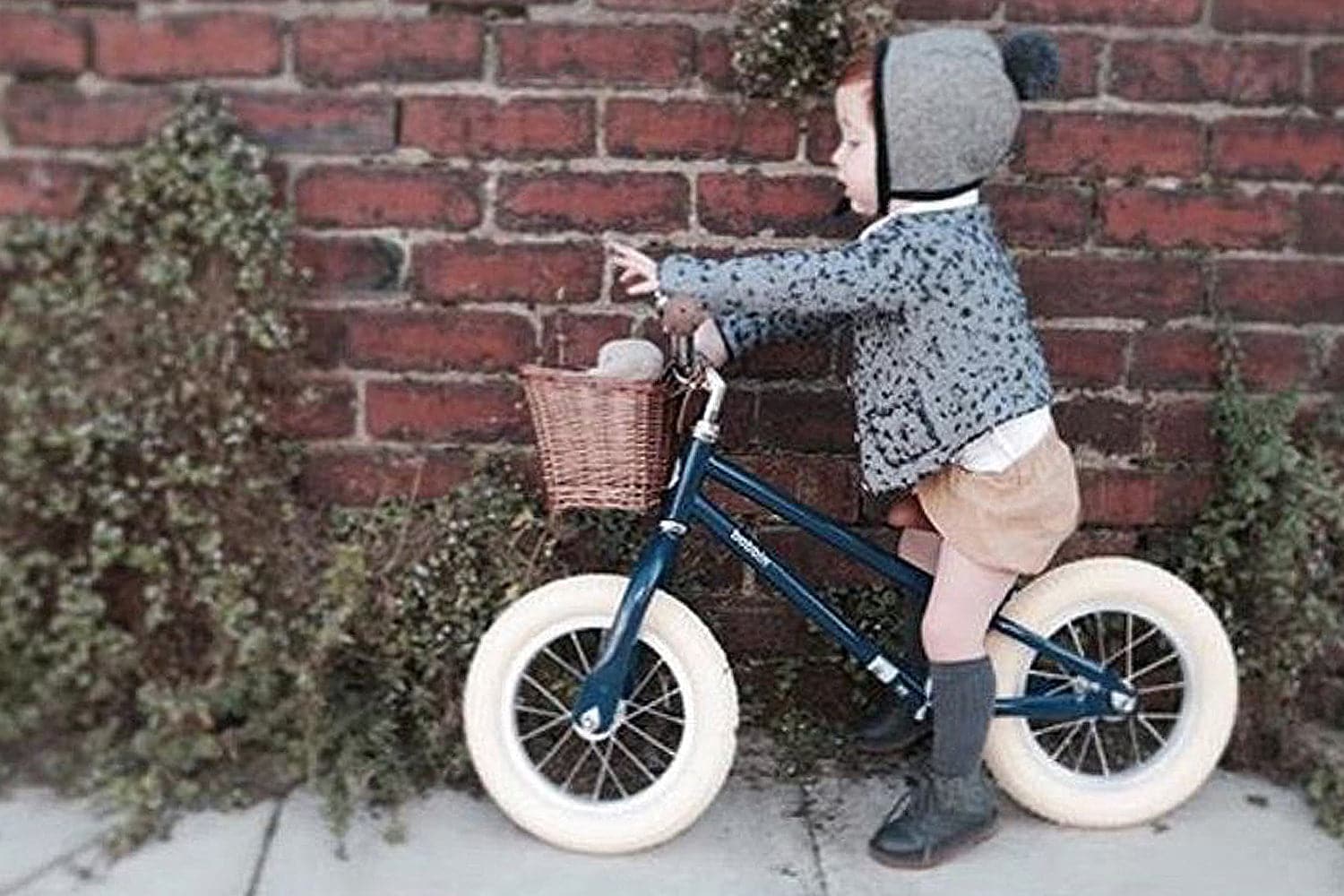 Moonbug Balance Junior Bikes Bobbin