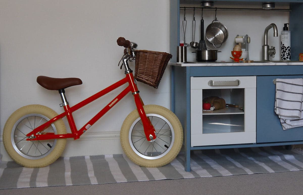 Moonbug Balance Junior Bikes Bobbin