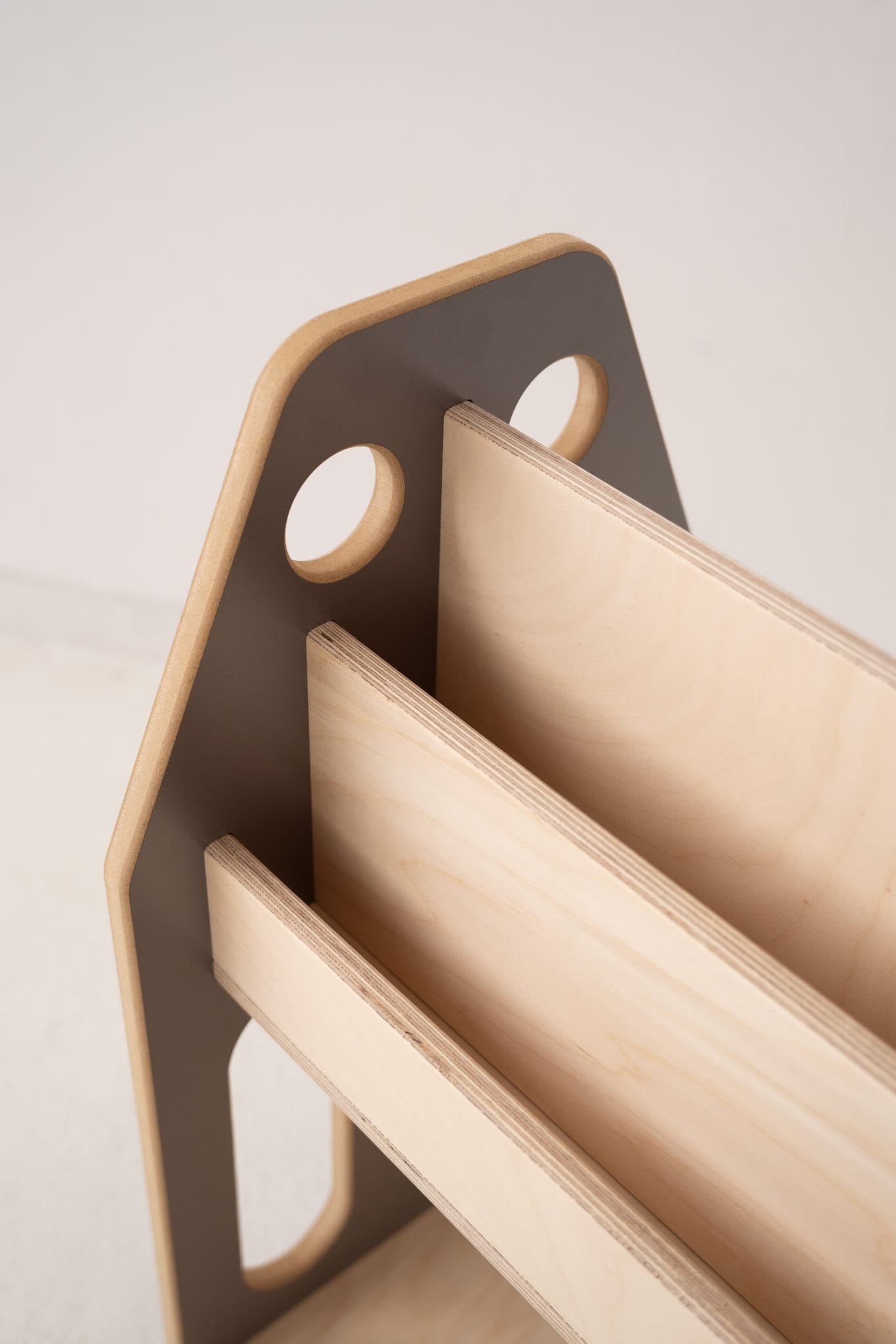 Bibliothèque voiture Montessori