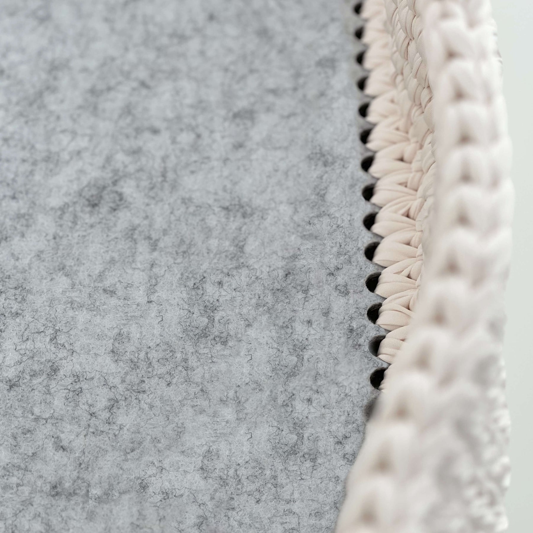 Couffin en crochet avec matelas Jade - Changing Mats & Trays par Babykare