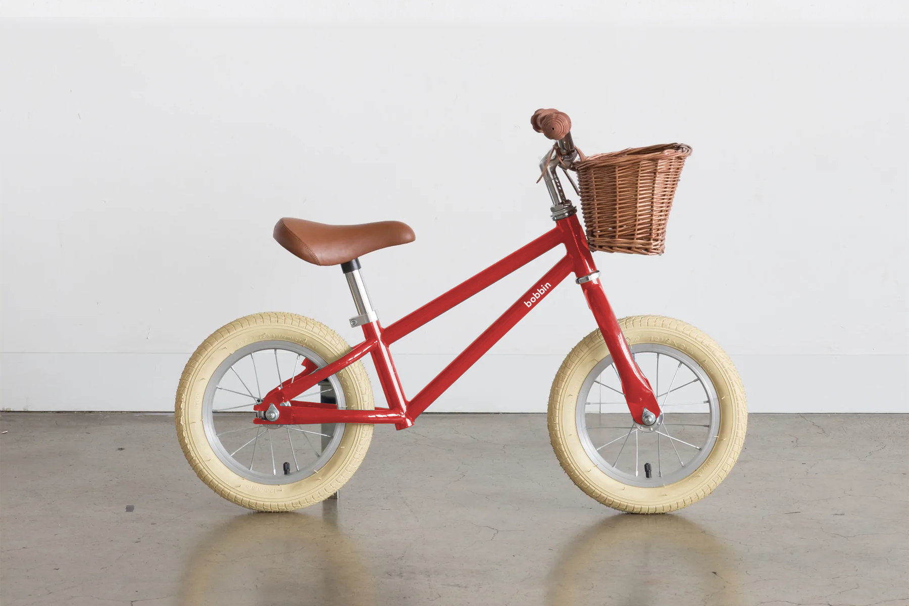 Moonbug Balance Junior Bikes Bobbin