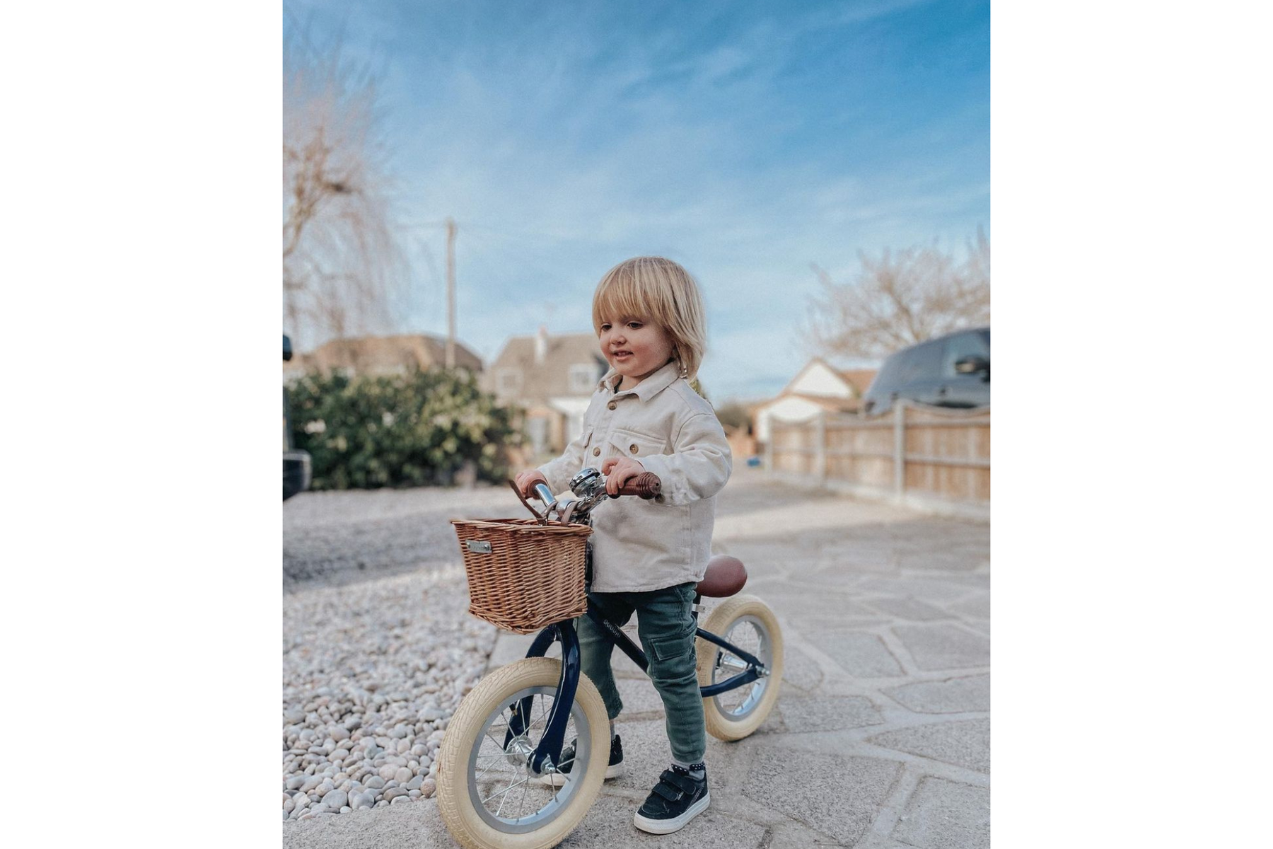 Moonbug Balance Junior Bikes Bobbin