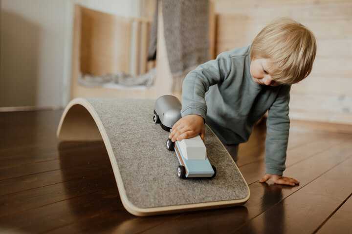 Children's balance board
