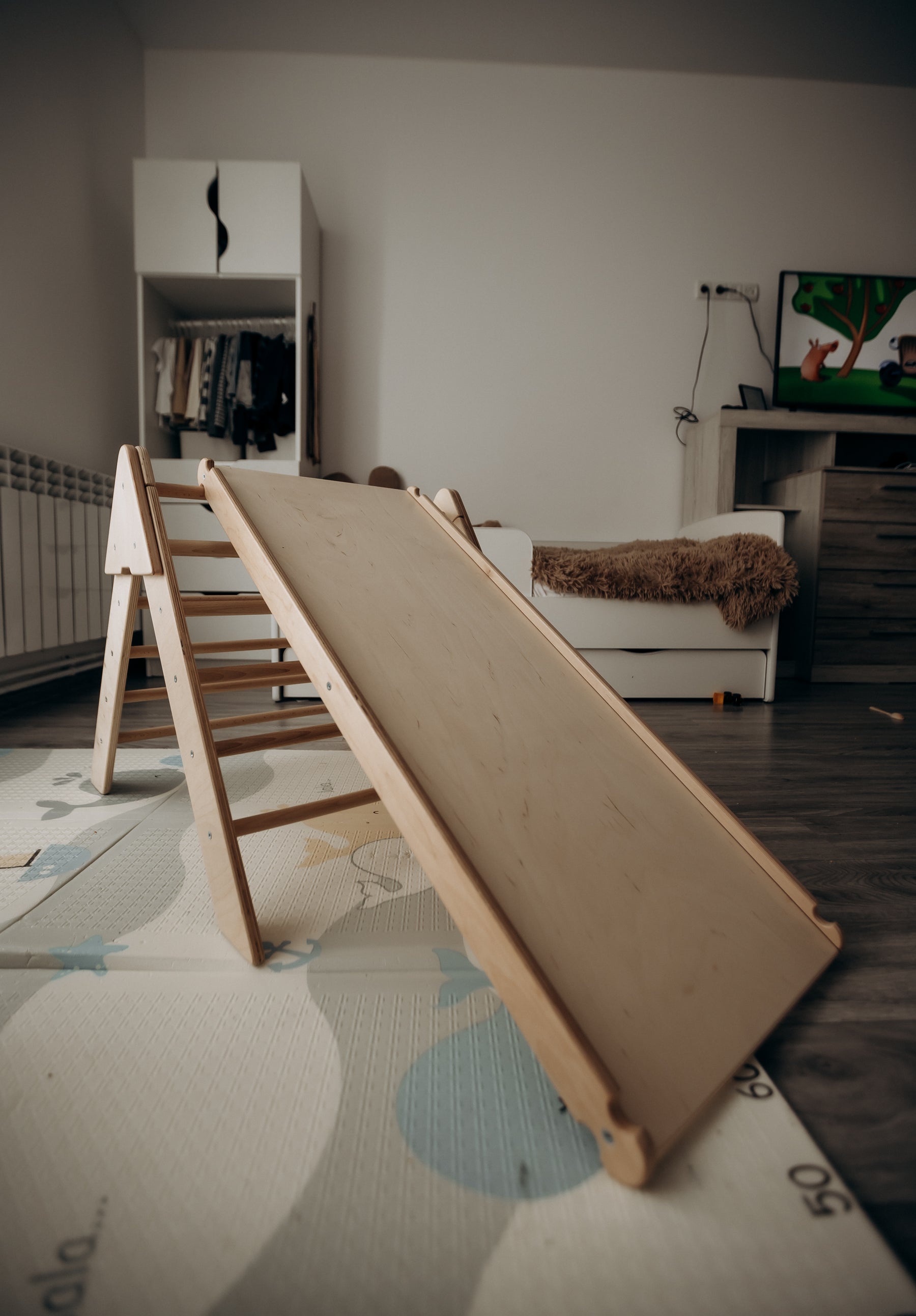 Ensemble Triangle Pikler et Rampe d'escalade