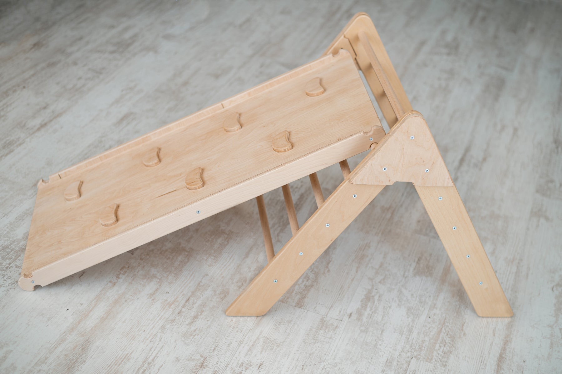 Ensemble Triangle Pikler et Rampe d'escalade