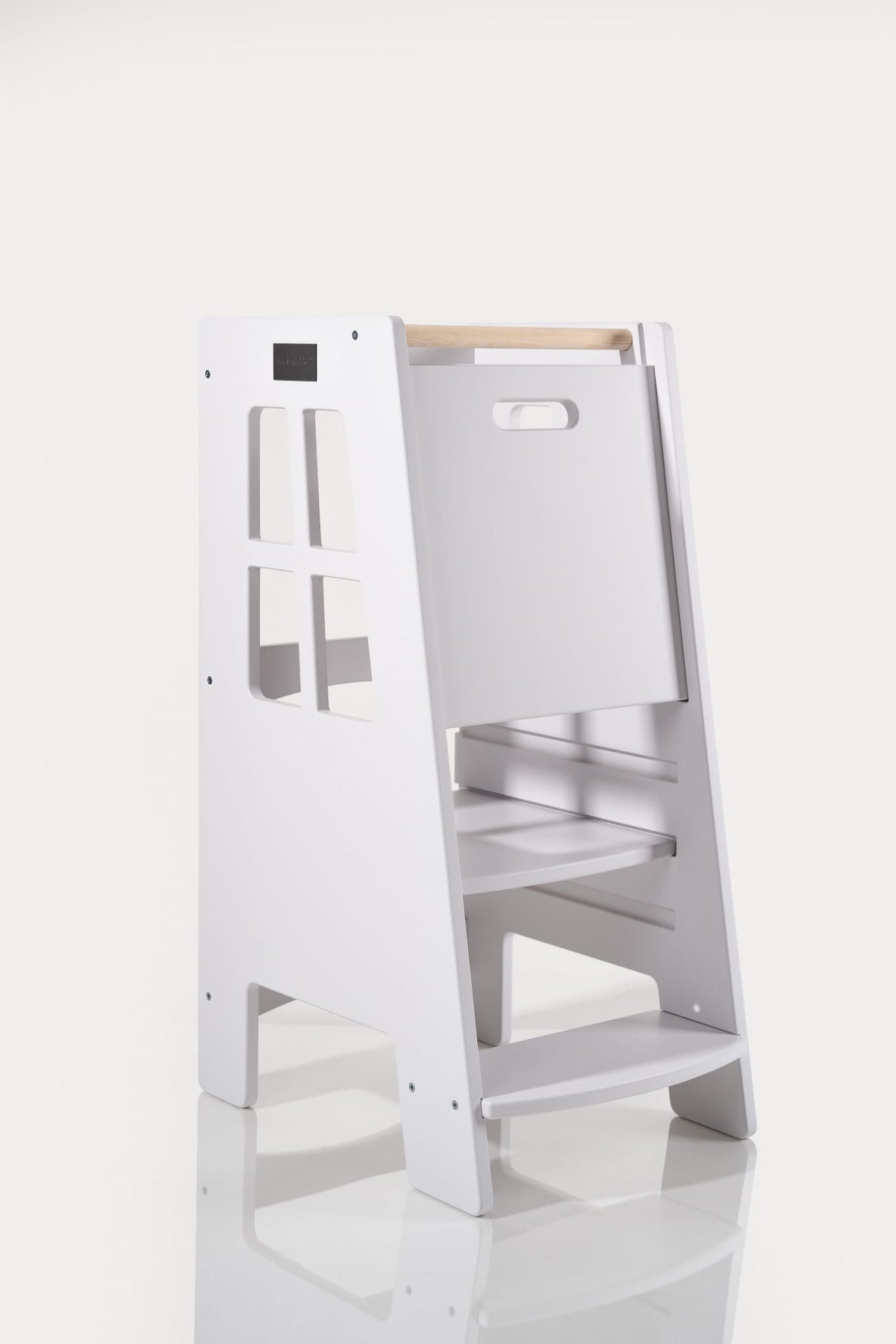 Premium Montessori learning tower