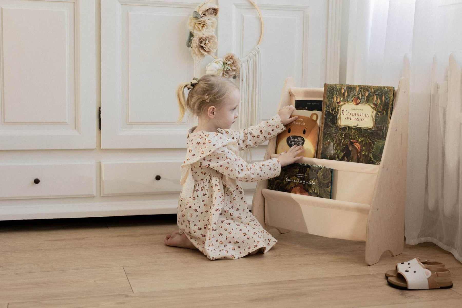 Bibliothèque enfant MAMOI en bois & tissu – 52×25×63 cm