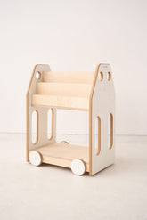 Bibliothèque voiture Montessori