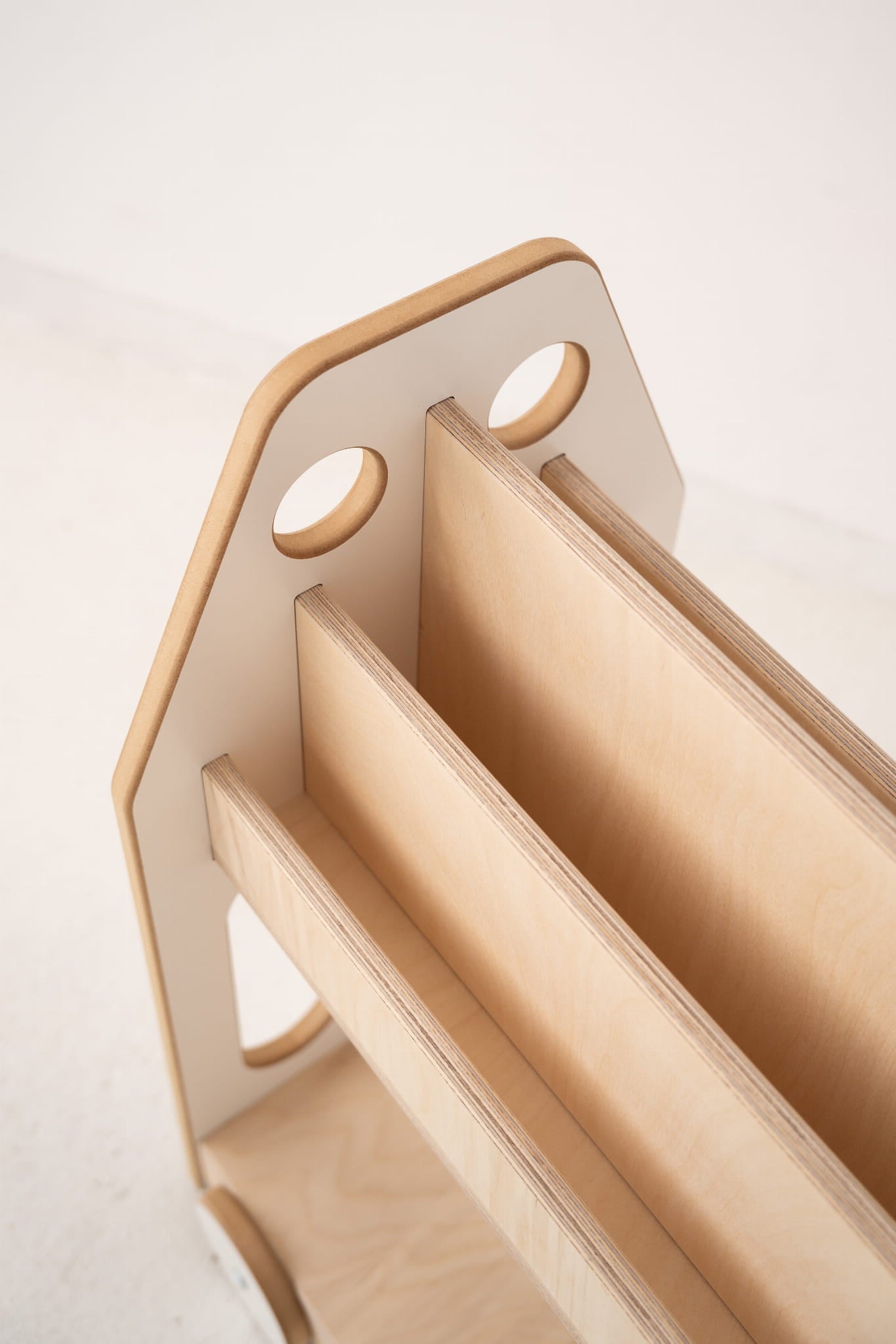 Bibliothèque voiture Montessori