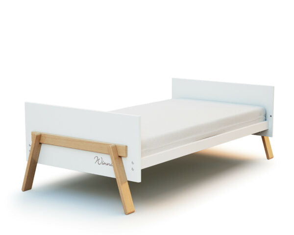 Lit bébé 70×140cm + Commode à langer 3 Tiroirs Winnie Canaille AT4 - Baby & Toddler Furniture par AT4