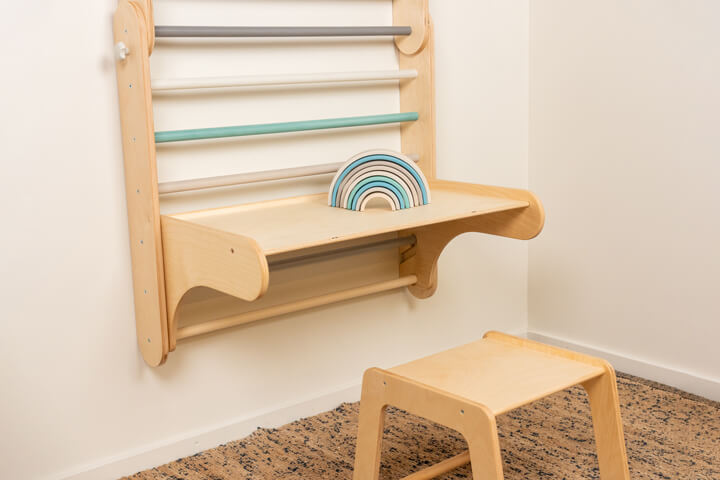 Table et Chaise pour le Mur (Suédois) des Grimpeurs Leg&Go - Activity Tables par Leg&Go