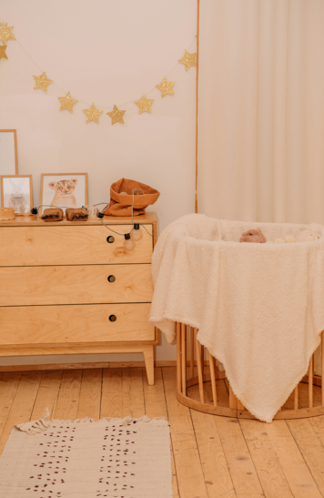 Comment entretenir et nettoyer un lit de bébé à barreaux ?