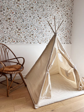 Tipi B enfant avec tapis avec guirlandes