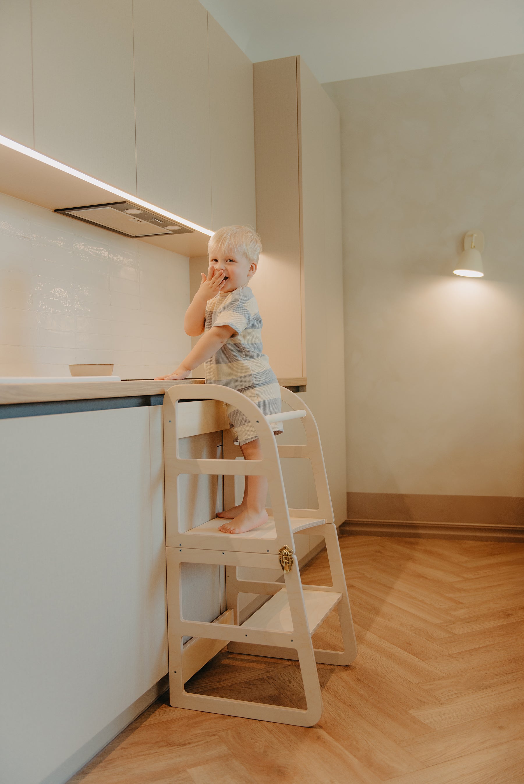 Tour d'observation Montessori 2-en-1