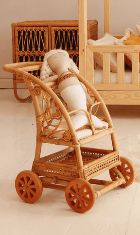 Pawi Babykare rattan doll trolley