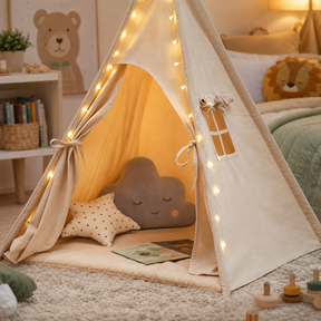 Tipi enfant avec tapis avec guirlandes