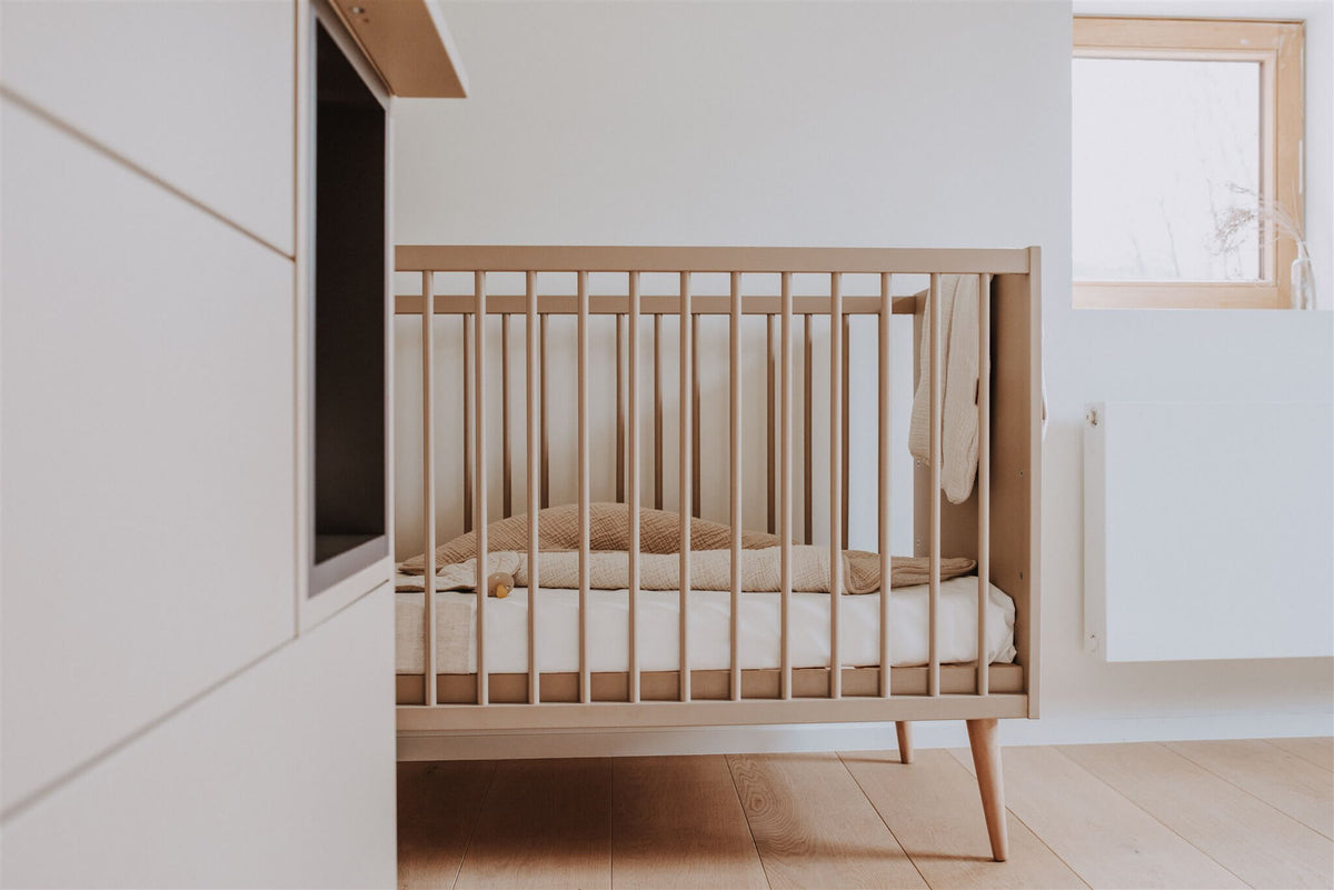 Lit bébé Cocoon Latte (120x60cm) Quax - Cribs & Toddler Beds par Quax