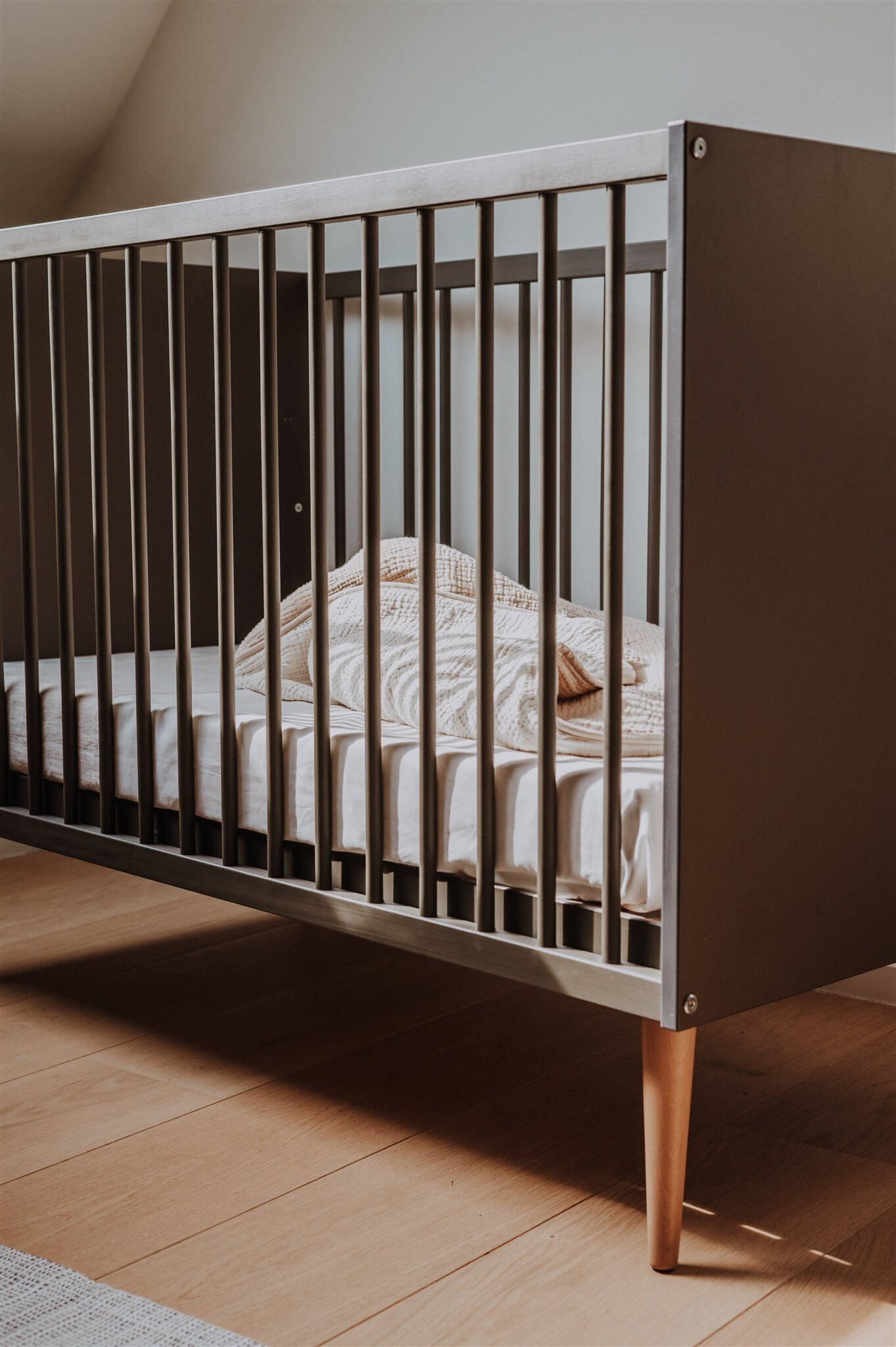 Lit bébé Cocoon Moss (120x60cm) Quax - Cribs & Toddler Beds par Quax