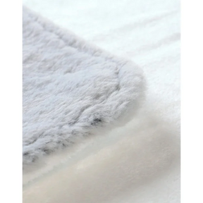 Couverture en fausse fourrure gris clair 75x100cm Noukie's - Receiving Blankets par Noukie's