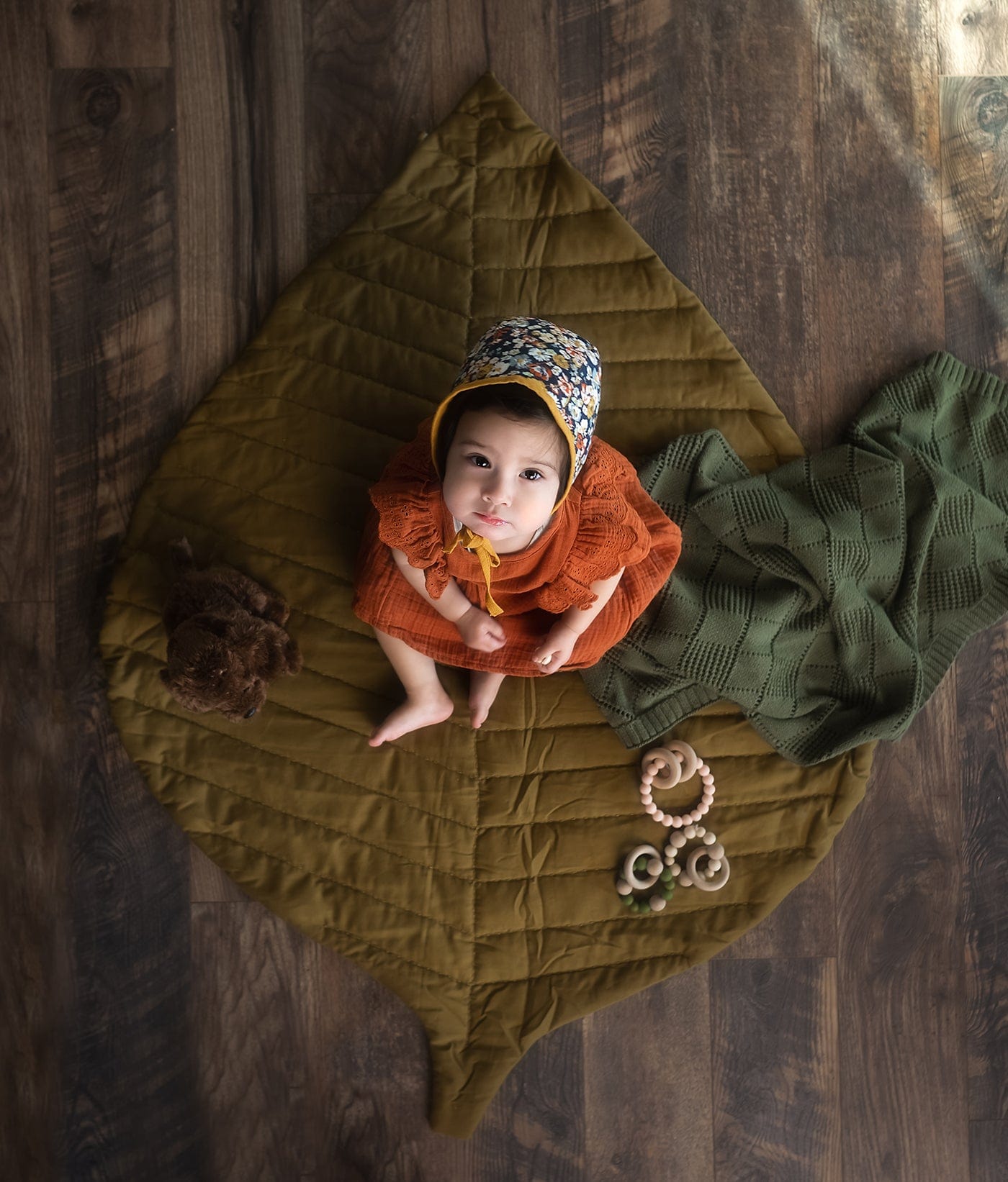 Tapis en coton biologique doux et élégant Leaf Toddlekind - Play Mats par Toddlekind