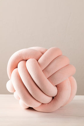 Coussin en velours Oliver kids - Throw Pillows par Sklum