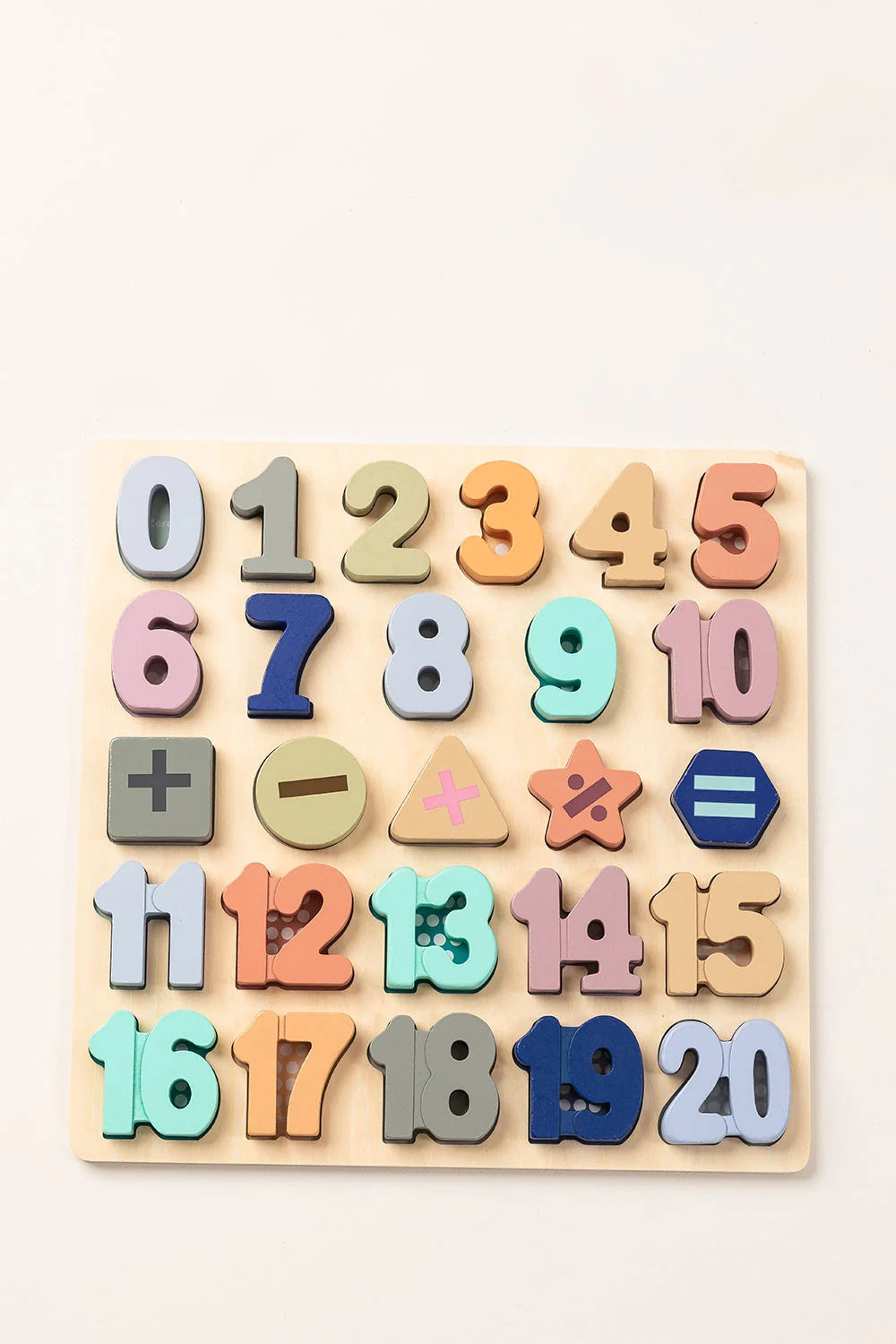 Puzzle avec des chiffres en bois Nemi Kids - Wooden & Pegged Puzzles par Sklum
